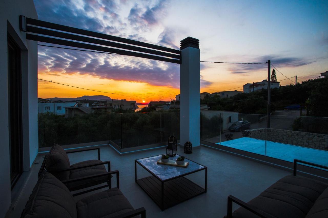 Avrilia Seaside Villa Heated Pool 알미리다 외부 사진