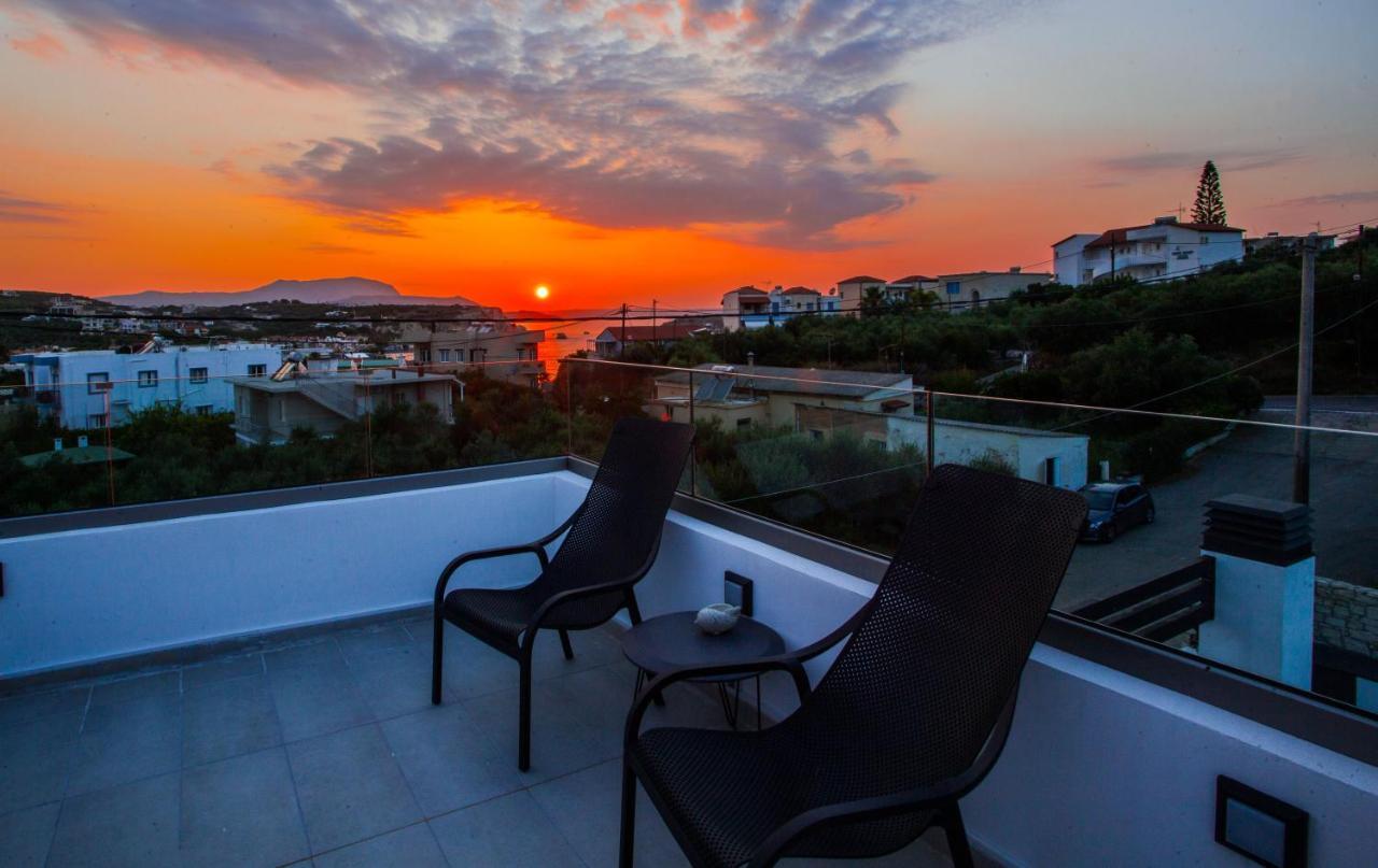 Avrilia Seaside Villa Heated Pool 알미리다 외부 사진