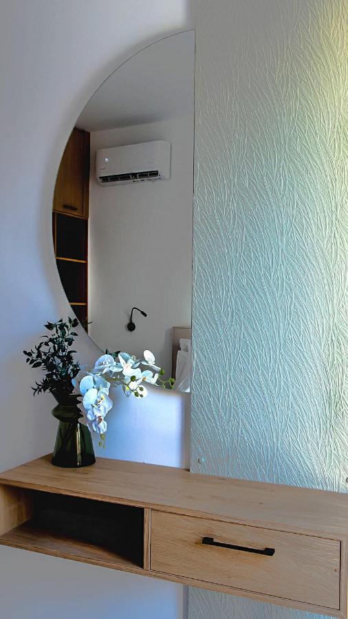 Avrilia Seaside Villa Heated Pool 알미리다 외부 사진
