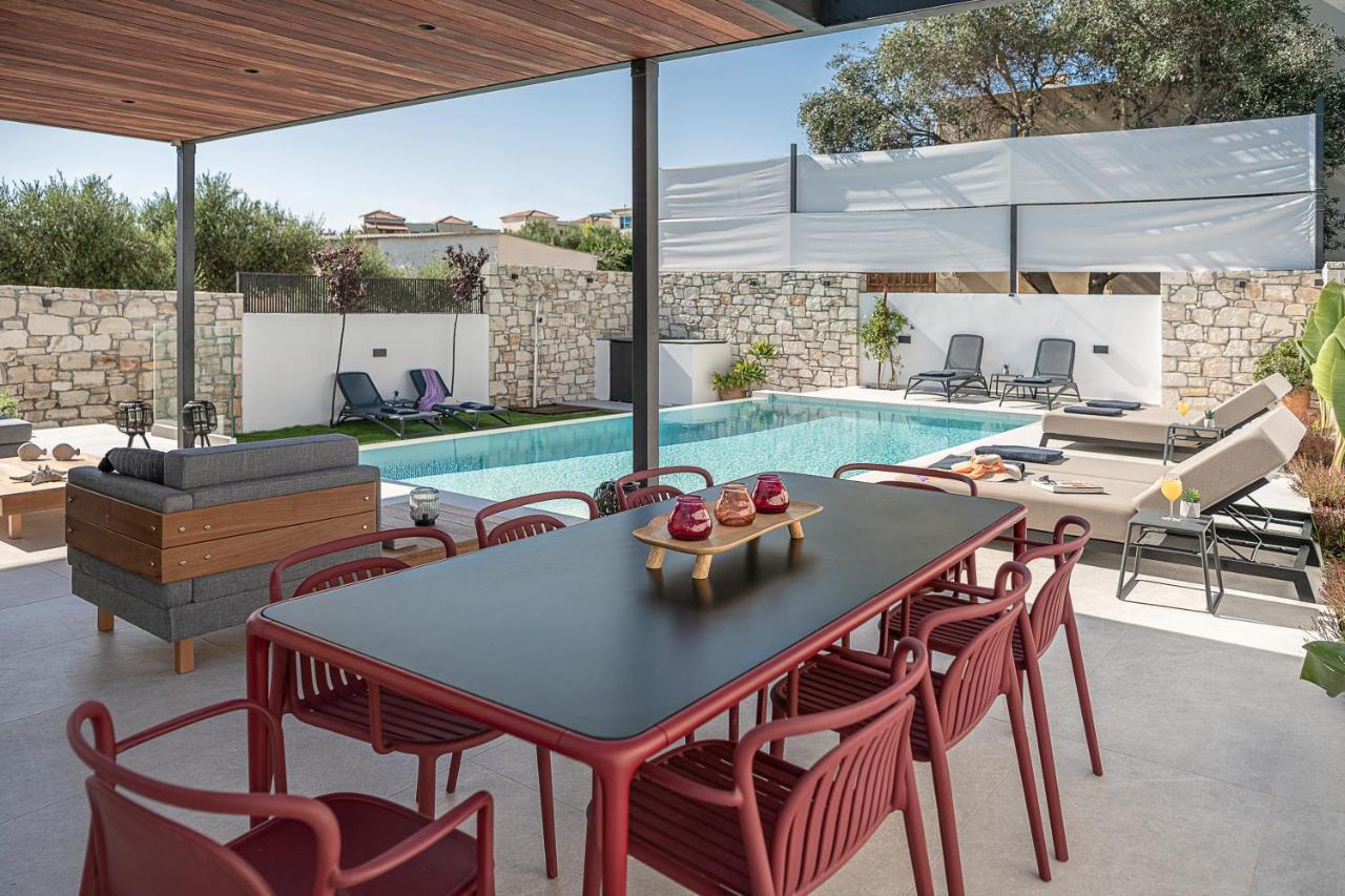 Avrilia Seaside Villa Heated Pool 알미리다 외부 사진