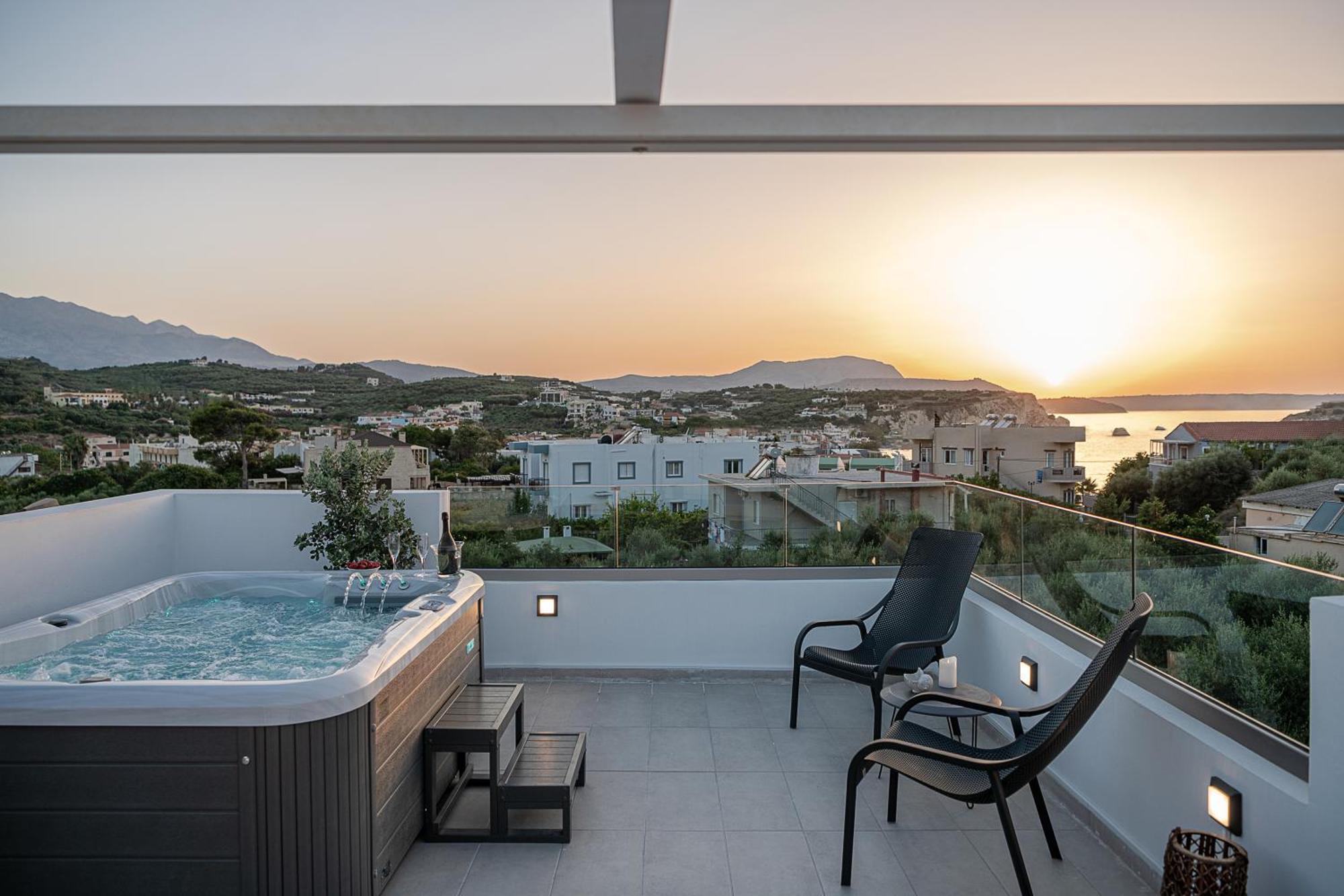 Avrilia Seaside Villa Heated Pool 알미리다 외부 사진