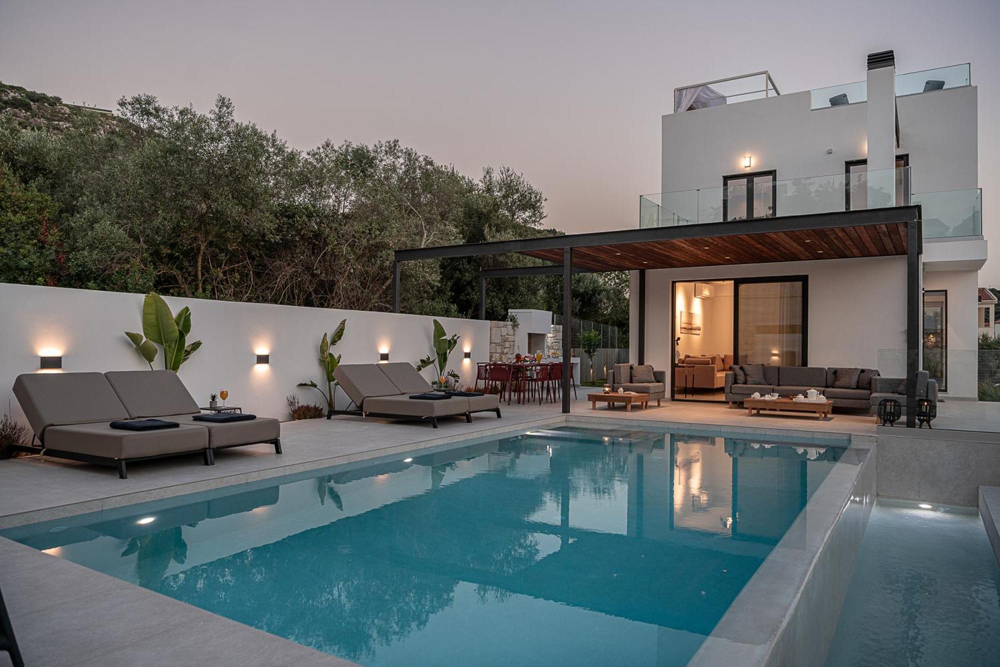 Avrilia Seaside Villa Heated Pool 알미리다 외부 사진